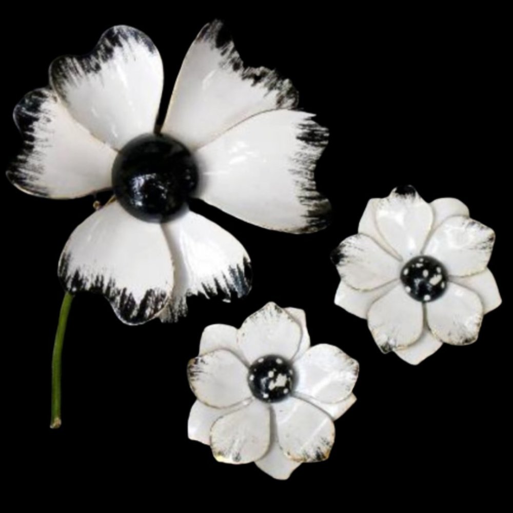 Vintage Original by Robert Enamel Flower Set